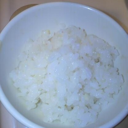 初めてご飯を炊くときにみりんを入れましたが、出来上がりは違和感なく、逆に美味しく炊けて助かりました！お米大好き～！